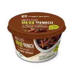 Taekyung 133g Veggie Garden Vegan Jajang Topokki - Rice Cake With Black Bean Sauce